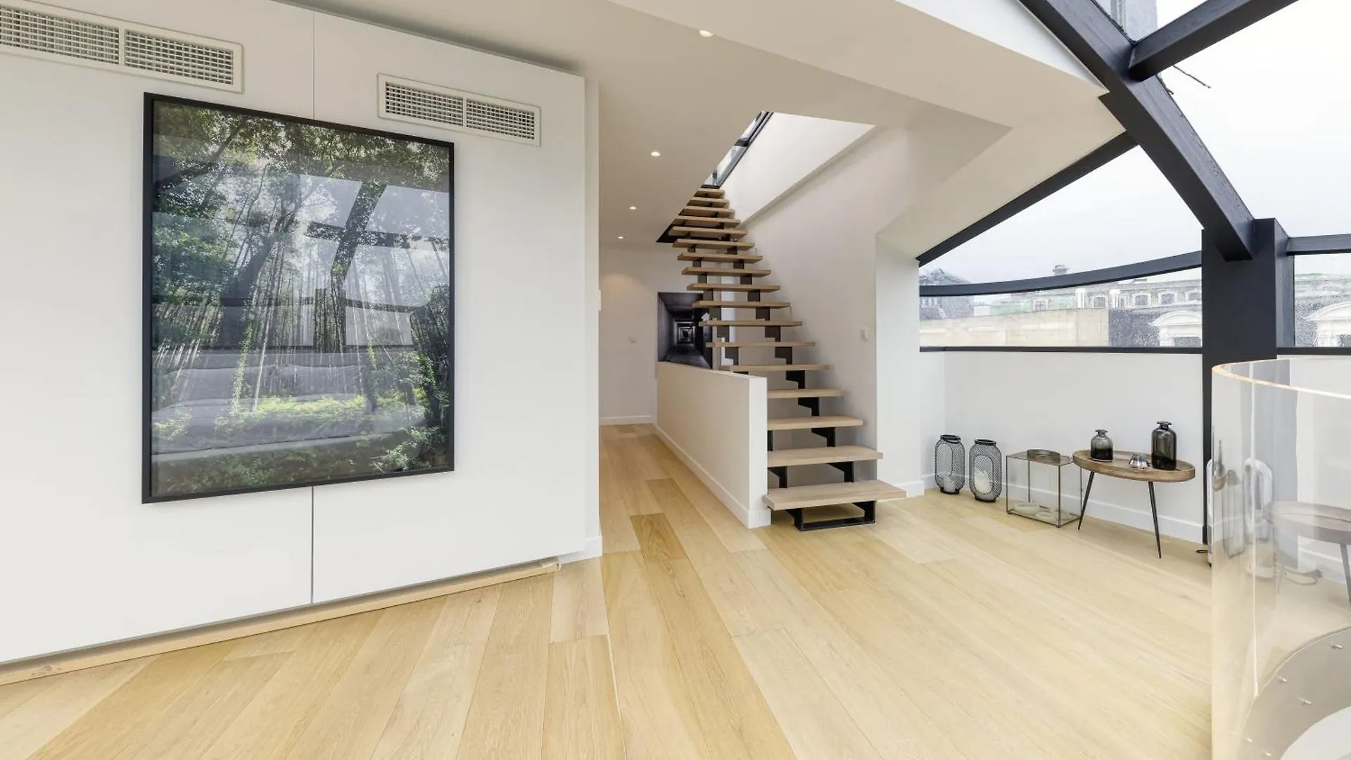 Triplex Penthouse In City Centre Brüsszel